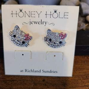 Hello kitty earrings